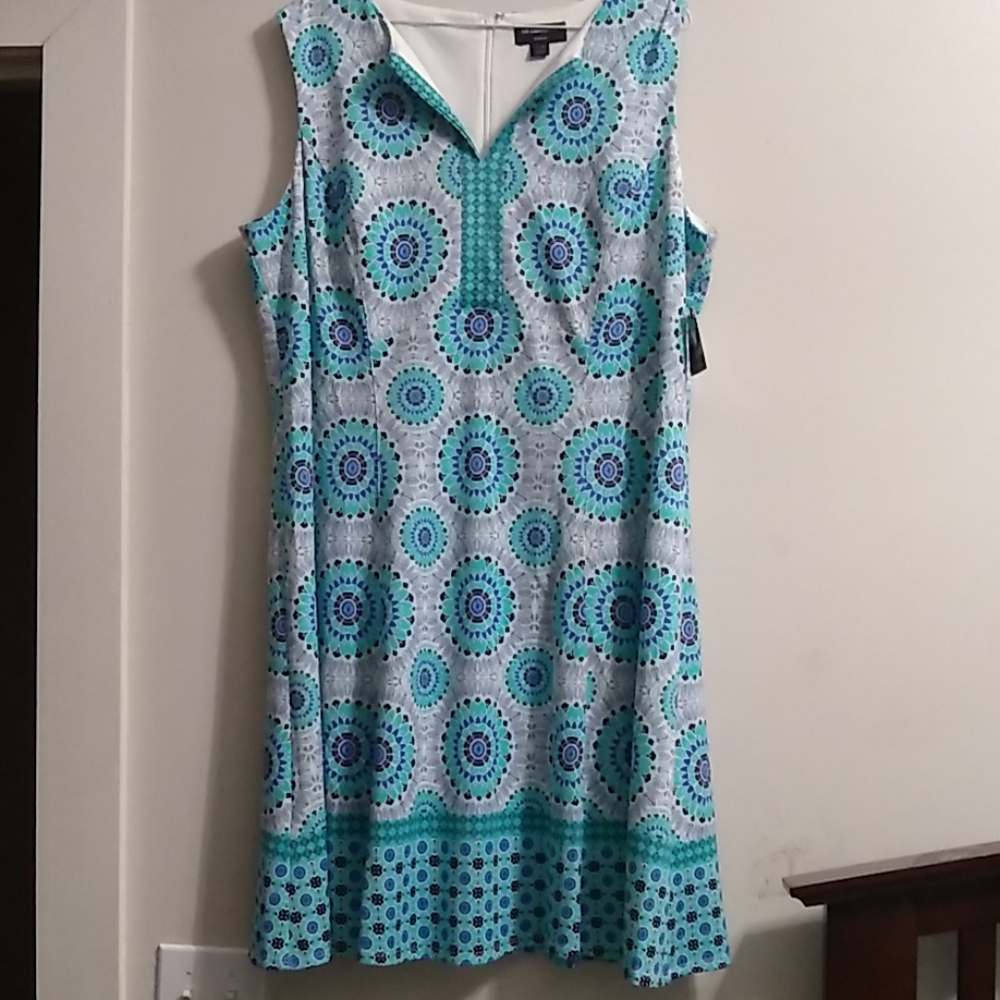 Liz Claiborne Sleeveless Floral Pattern Dress